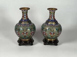 中国七宝焼花瓶　一対　花器　飾壷　台座付　置物　高さ約16cm