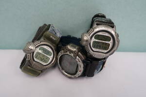 中古　CASIO カシオ PROTREK プロトレック　世界自然保護基金 WWF　PRT-50WVJ-2AT オオカミ　PRL-20パンダ　PRL-20トナカイ(カリブー) 