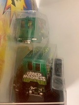 HOTWHEELS　MONSTER JAM DAIRY DELIVERY MONSTER DOU_画像3