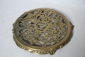 フランス アンティーク 古い真鍮製のトリベット 鍋敷き 美品