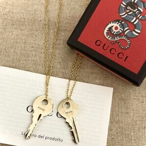 【即決/送料込み】GUCCI/グッチ ペアネックレス キー型チャームトップ/鍵 ゴールド系カラー ネックレス/ ペンダント(チェーン2種)