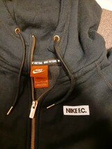 ナイキ　パーカー　NIKE F.C XL_画像4