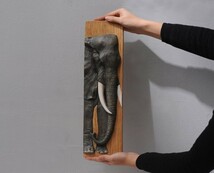 壁掛けオブジェ 立体的な動物 木彫り風 リアル (象)_画像2