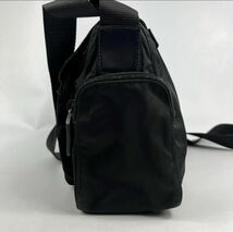 1円〜【美品】 PRADA プラダ メッセンジャーバッグ ショルダーバッグ 斜め掛け◎ ブラック 黒 ナイロン 三角ロゴ サイドポケット付き 鞄_画像5