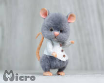 ★Micro★「Mouse」高さ4.1ｃｍ・ねずみ・ハンドメイド・アンティーク風・羊毛フェルト・ドールハウスなどに★_画像9