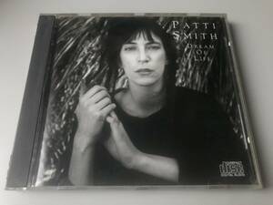 PATTI SMITH/DREAM OF LIFE