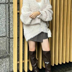 NICE CLAUP あざとモテフェザーロングカーデ ベージュ F【即日発送】