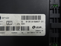 BMW E87 116i 1シリーズ・UE16 2007年式 右H車・フットウェルコンピューター・61359159807 即発送_画像3