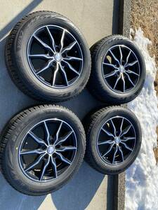 VOXY使用　BS スタッドレス VRX2　205/60R16　4本