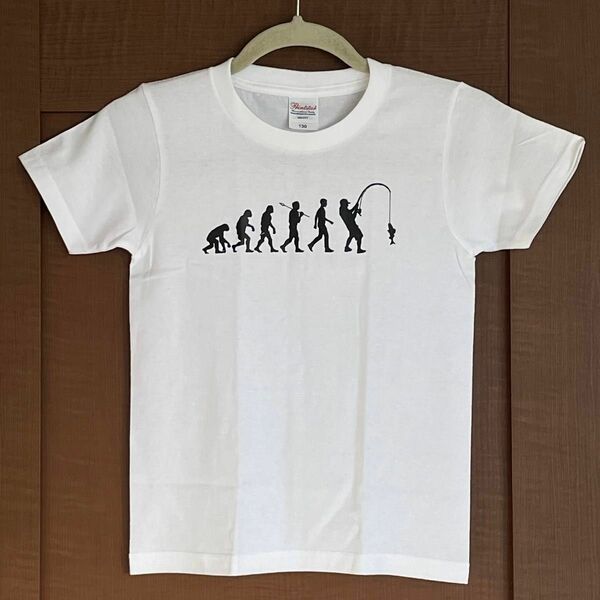 Tシャツ 釣り メンズ レディース ジュニア 130サイズ オモシロ 進化論 ティシャツ シャツ ホワイト 半袖 白 Tee