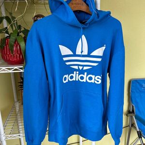 adidas トレフォイル　プリント　スウェットパーカ　青　L XL