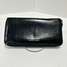 ◆BURBERRY バーバリー◆ ブラックレーベル　長財布　ラウンドジップ　本革　小銭入れ有　ブラック 【USED】1220_画像1