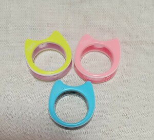 TSUMORI CHISATOツモリチサト　cat's　プラスチックリング3色セット　指輪