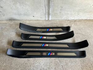 [46]【送料無料】BMW E39 5シリーズ スカッフプレート M-Sport Mスポ ４枚