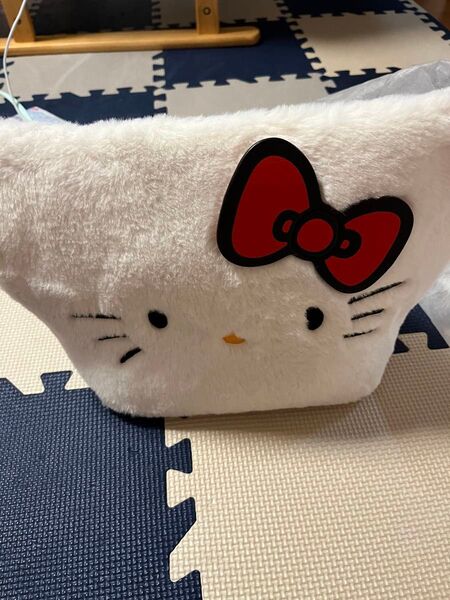 ハローキティ コラボ モフモフ ハンドバッグ レア ホワイト かわいい おしゃれ
