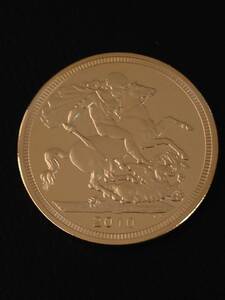 Z162-13)海外丸形記念金貨、コイン、メダル*2010イギリスセントジョージ*参考品1枚　ゴールド