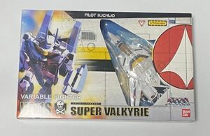 【即決】BANDAI 超時空要塞マクロス 1/55 VF-1S スーパー・バルキリー ロイ・フォッカー機 変形ロボット フィギュア ●ほぼ未使用