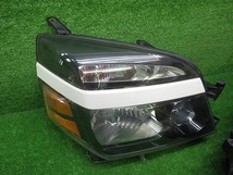 トヨタ　AZR60/65　ヴォクシー　後期　ヘッドライト　左右　HID 28-183　V7　231128019_画像5