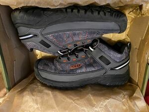 KEEN ビッグ キッズ ターギー スポーツベント ハイキングシューズ 20cm