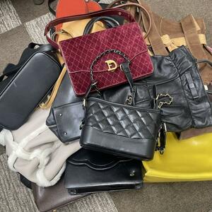 バラ売り不可 20点 バッグ 鞄 大量 まとめ セット GUCCI グッチ FURLA フルラ ミドルブランド多数 美品有り 山 カバン まとめ売り セット