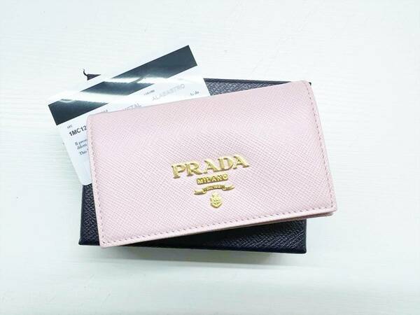 使用感なし　美品　PRADA　プラダ　レザー　カードケース　名刺入れ　ピンク　ゴールド　RFIDチップ　1MC122