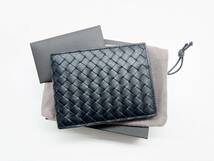 美品　Bottega Veneta　ボッテガヴェネタ　イントレチャート　二つ折り財布　小銭入れあり　黒_画像1