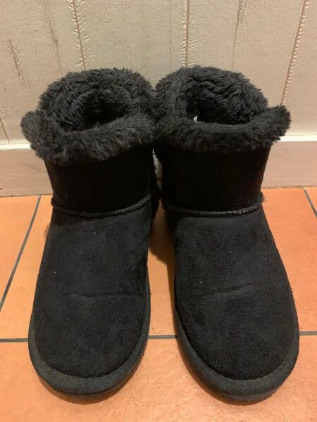 Harris Tweed キッズ ムートン風 ショートブーツ ブラック