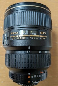 ニコンAFS 17〜35mm/ F2.8D