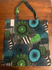 マリメッコ　marimekko トートバッグ　ファブリックバッグ　シールトラプータルハ　新品　未使用