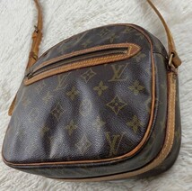 1円~ 極美品 LOUISVUITTON ルイヴィトン ショルダーバッグ サコッシュ ポシェット PVC ヌメ革 ブロワ サンリス モノグラム 斜め掛け 茶_画像6