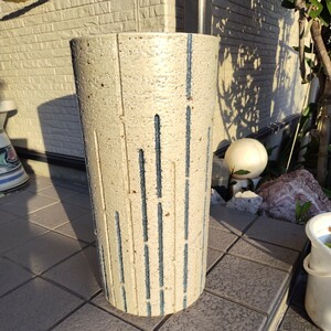傘立て　陶器製　Ｉベセラ　イワオジキ　(中古)未使用品