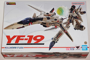 バンダイ DX超合金 YF-19 エクスカリバー (イサム・ダイソン機) 新品・未開封 マクロスプラス