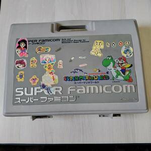 ●ジャンク　スーパーマリオワールドスーパーファミコン 収納ケース　スーパーファミコン本体　コントローラー　2個　ACアダプタ●