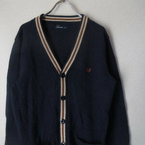 ○良品 FRED PERRY フレッドペリー◆ウール ニット カーディガン セーター ワンポイントロゴ刺繍◆メンズ ネイビー Mサイズ