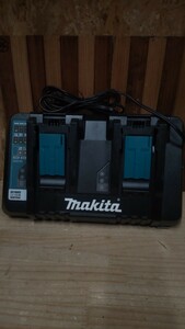 マキタ Makita　二口急速充電器　DC18RD 急速充電器　純正品