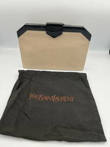 YVES SAINT LAURENT イヴサンローラン　クラッチバッグ