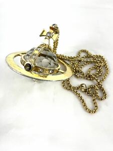 Vivienne Westwood Vivienne Westwood crystal ja Ian too-b pendant necklace Gold accessory 