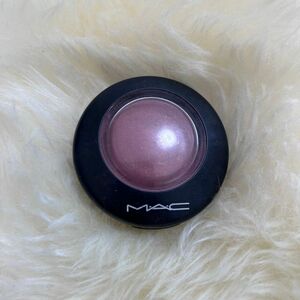 化粧品　MAC チーク　ミネラライズブラッシュ　ラブシング　