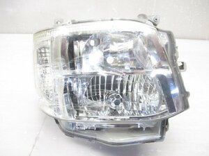 ★ 取付部破損無し HIACE ハイエース 200系 3型 中期 純正 右 HID ヘッド ライト ユニット KOITO 26-129 打刻 65 (B036789)