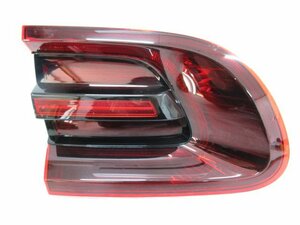 即決あり 取付部破損無し PORSCHE ポルシェ マカン 95B 前期 純正 左 LED テール ライト フィニッシャー 内側 95B945093B (B037069)