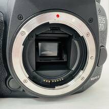 【MMY2762KK】１円スタート 通電確認OK品 Canon キャノン EOS イオス 7D Mark II ボディ デジタルカメラ 一眼レフ 2020万画素 CMOSセンサー_画像7