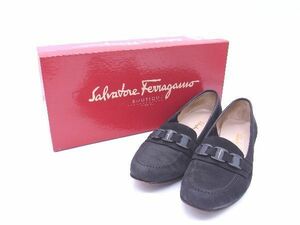 Salvatore Ferragamo フェラガモ ヴァラ ヌバック パンプス サイズ5 1/2 (約23.0cm) 靴 シューズ レディース ブラック系 DD2306