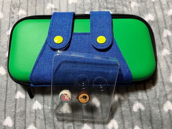 switch lite ケース　ルイージ&スティックカバー2個　新品