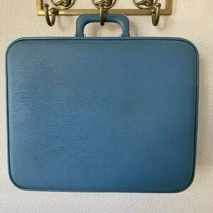 Seiose-o- чемодан голубой 