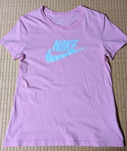 NIKE ナイキ　レディースTシャツ　ピンク 