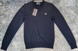 定番人気商品☆FRED PERRY フレッドペリー Vネックニットセーター ウール素材 ネイビー XSサイズ☆K4500