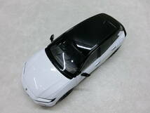 #25962 トヨタ 新型クラウンスポーツ HEV ブラック×プレシャスホワイトパール カラーサンプルミニカー 1/30_画像9