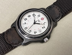 ■VICTORINOX　SWISS ARMY　25220■ビクトリノックス　スイス アーミー■紳士用 クォーツ腕時計　USED品　電池交換済み