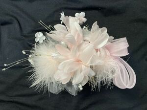 着物の髪飾り　ヘアアクセサリー 成人式　結婚式　ピンク