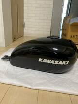 KAWASAKI W650 タンク　スムージング加工　ブラック_画像2